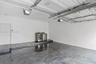 10872 NW 51st Ln, Doral, FL 33178 - Photo 27