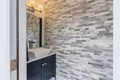 10872 NW 51st Ln, Doral, FL 33178 - Photo 23