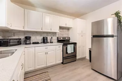 20 SE 13th Ter #1-2, Dania Beach, FL 33004 - Photo 3