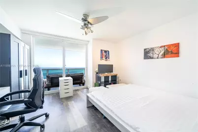6301 Collins Ave #2802, Miami Beach, FL 33141 - Photo 17