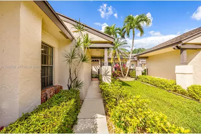 5302 Fairway Woods Dr #4612, Delray Beach, FL 33484 - Photo 3