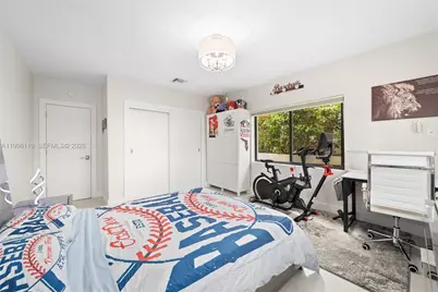 3141 N Bay Rd, Miami Beach, FL 33140 - Photo 11