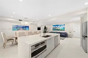 3141 N Bay Rd, Miami Beach, FL 33140 - Photo 7