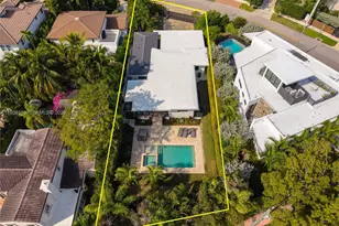 3141 N Bay Rd, Miami Beach, FL 33140 - Photo 1