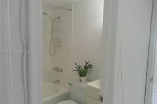 461 SW 7th St, Miami, FL 33130 - Photo 7