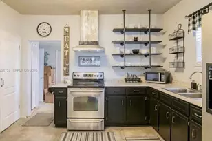 1005 Lakewood Rd, Warrington, FL 32507 - Photo 11