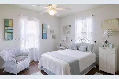 1005 Lakewood Road, Warrington, FL 32507 - Photo 15