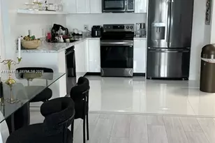 2801 NE 183rd St, Aventura, FL 33160 - Photo 3