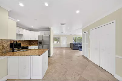 6881 SW 27th St, Miami, FL 33155 - Photo 5