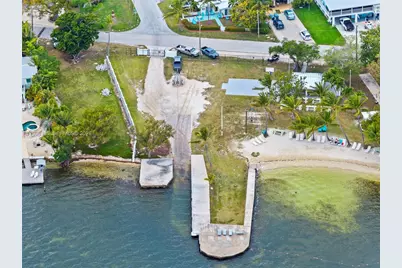 4 Transylvania Ave #B, Key Largo, FL 33037 - Photo 25