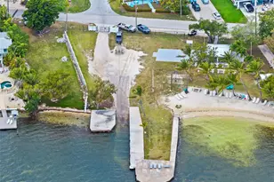 4 Transylvania Ave, Key Largo, FL 33037 - Photo 25