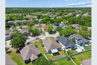 9407 Black Thorn Loop, Other City - In The State Of Florida, FL 34638 - Photo 33