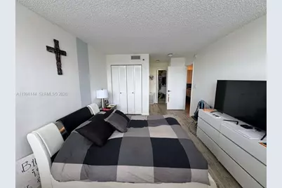 1200 Saint Charles Pl #321, Pembroke Pines, FL 33026 - Photo 9