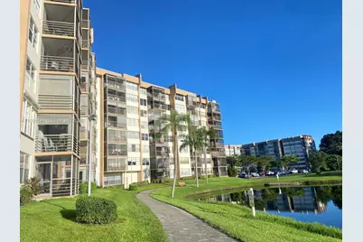 1200 Saint Charles Pl #321, Pembroke Pines, FL 33026 - Photo 13