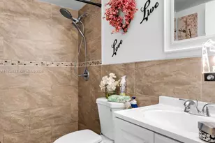 6210 SW 131st Ct, Miami, FL 33183 - Photo 13