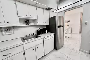 500 Bayview Dr, Sunny Isles Beach, FL 33160 - Photo 11