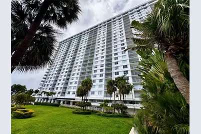 500 Bayview Dr #717, Sunny Isles Beach, FL 33160 - Photo 31