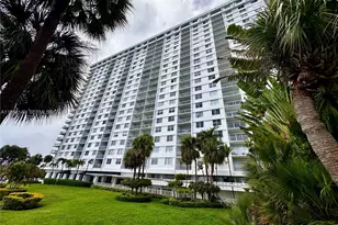 500 Bayview Dr, Sunny Isles Beach, FL 33160 - Photo 31