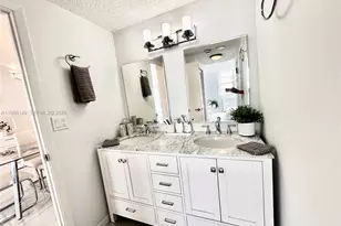 500 Bayview Dr, Sunny Isles Beach, FL 33160 - Photo 17