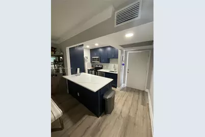 725 Hummingbird Way #212, North Palm Beach, FL 33408 - Photo 7