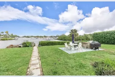 725 Hummingbird Way #212, North Palm Beach, FL 33408 - Photo 17