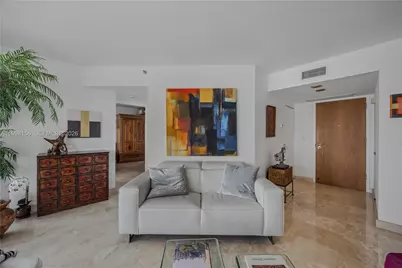 1000 W Island Blvd #1910, Aventura, FL 33160 - Photo 11