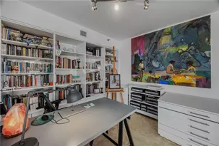 1000 W Island Blvd, Aventura, FL 33160 - Photo 15