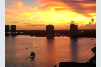 1000 W Island Blvd #1910, Aventura, FL 33160 - Photo 33