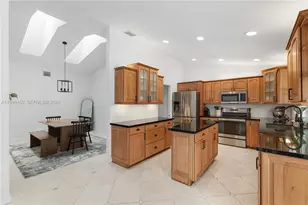 1261 NW 95th Ave, Plantation, FL 33322 - Photo 15