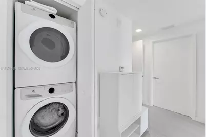 16385 Biscayne Blvd #1819, North Miami Beach, FL 33160 - Photo 15