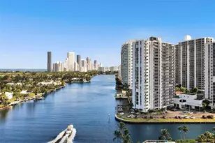 20515 E Country Club Dr, Aventura, FL 33180 - Photo 33