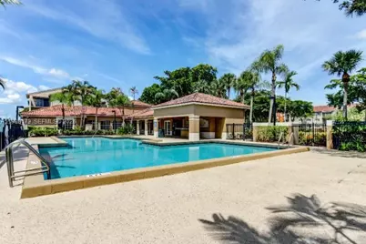 1129 Lake Victoria Dr #F, West Palm Beach, FL 33411 - Photo 3