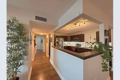 605 Ives Dairy Rd #205-7, Miami, FL 33179 - Photo 15