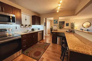 605 Ives Dairy Rd, Miami, FL 33179 - Photo 17