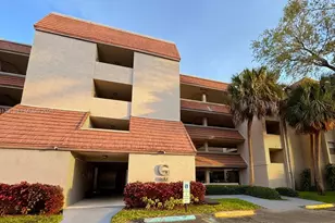 605 Ives Dairy Rd, Miami, FL 33179 - Photo 29