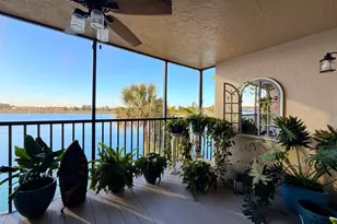 605 Ives Dairy Rd, Miami, FL 33179 - Photo 11