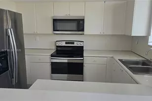 2755 SE 15th Rd, Homestead, FL 33035 - Photo 9