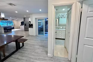8404 SW 26th St, Davie, FL 33324 - Photo 25