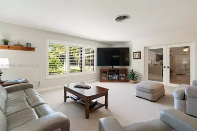 19305 SW 312th St, Homestead, FL 33030 - Photo 13