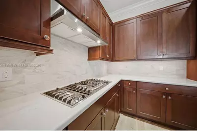 8055 NW 117th Way, Parkland, FL 33076 - Photo 23