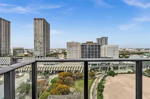 11 NE 6th St, Miami, FL 33132 - Photo 19