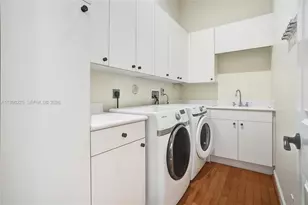 12350 NW 6th St, Plantation, FL 33325 - Photo 29