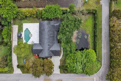 12350 NW 6th St, Plantation, FL 33325 - Photo 43