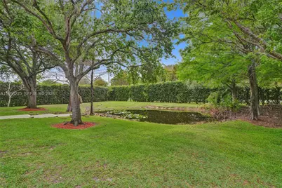 12350 NW 6th St, Plantation, FL 33325 - Photo 35