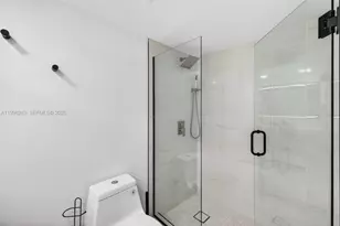 420 NE 12th Ave, Hallandale Beach, FL 33009 - Photo 19