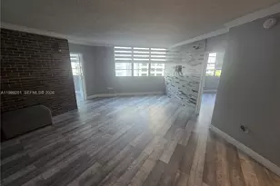 825 Brickell Bay Dr, Miami, FL 33131 - Photo 3