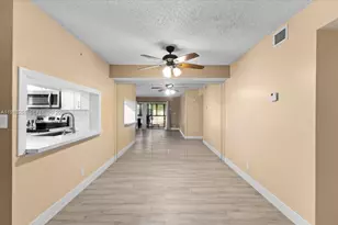3047 N Oakland Forest Dr, Oakland Park, FL 33309 - Photo 5