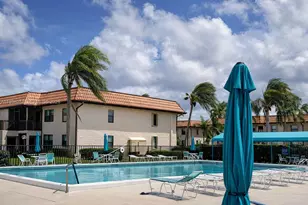 7269 Golf Colony Ct, Lake Worth, FL 33467 - Photo 9