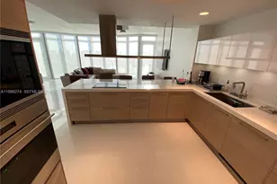 17301 Biscayne Blvd, North Miami Beach, FL 33160 - Photo 3