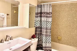 2841 Somerset Dr, Lauderdale Lakes, FL 33311 - Photo 25